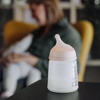 Suavinex Extrator de Leite Mãos Livres Portátil + Biberão Anticólicas 120ml